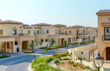 best area to live in dubai with family